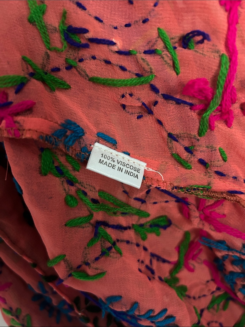 Always on Holiday Store handmade robe with sequins and embroidered details. - Picture 3 of 11